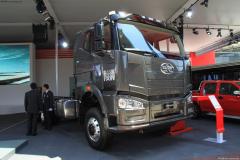 解放 J6重卡 390馬力 6X6 載貨車(底盤)(CA2250P66K24TL2E)