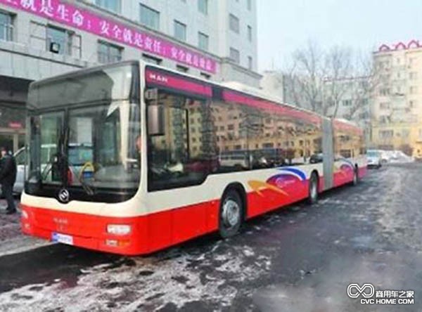 16米公交車 無(wú)錫超長(zhǎng)公交車